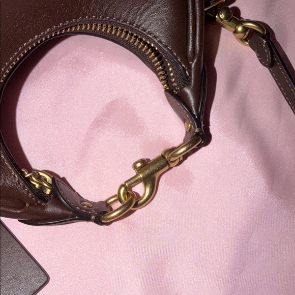Coach Maple Jonie (mini) Crossbody Bag with brass hardware - Picture 4 of 7
